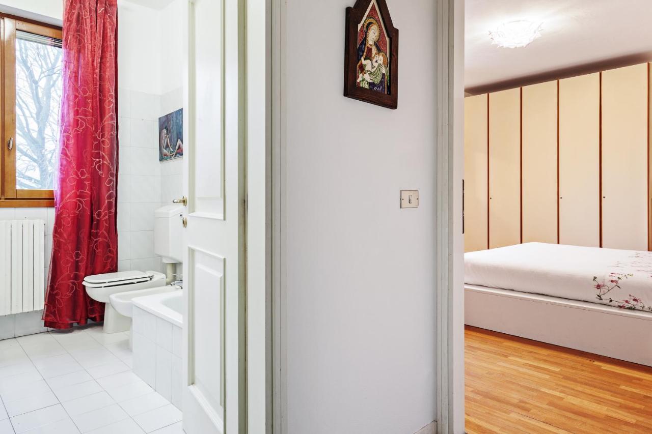 A Room For You فيرّارا المظهر الخارجي الصورة